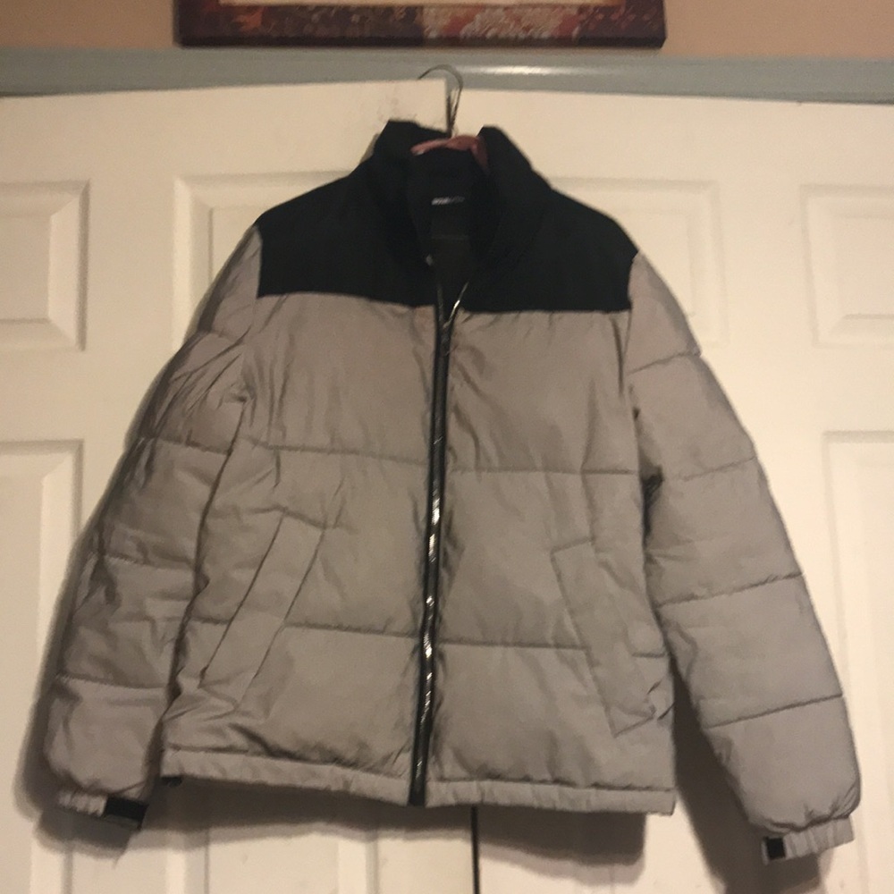 Men’s EUC Pre-loved Reflective Puffer Jacket